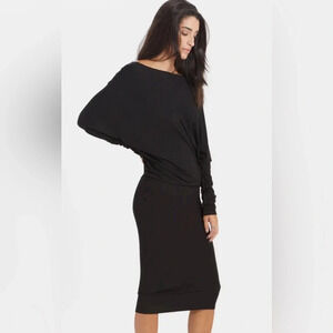BODYBAG by Jude Sz M Dolman  Sleeve Criss Cross Cuffs Knit Jersey Dress NEW
